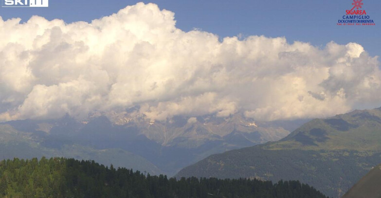 Webcam Folgarida-Marilleva  (Skiarea Campiglio Dolomiti di Brenta - Val di Sole Val Rendena) - Gruppo Ortles Cevedale 