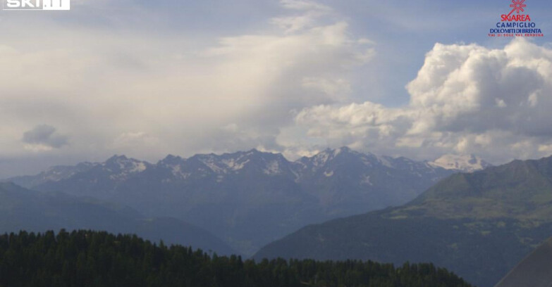 Webcam Folgarida-Marilleva  (Skiarea Campiglio Dolomiti di Brenta - Val di Sole Val Rendena) - Gruppo Ortles Cevedale 