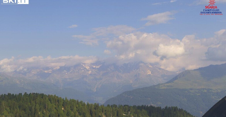 Webcam Folgarida-Marilleva  (Skiarea Campiglio Dolomiti di Brenta - Val di Sole Val Rendena) - Gruppo Ortles Cevedale 