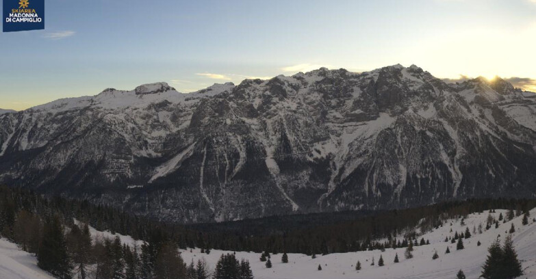 Webcam Ski area Campiglio Dolomiti di Brenta Val di Sole Val Rendena - Dolomiti di Brenta - Marilleva