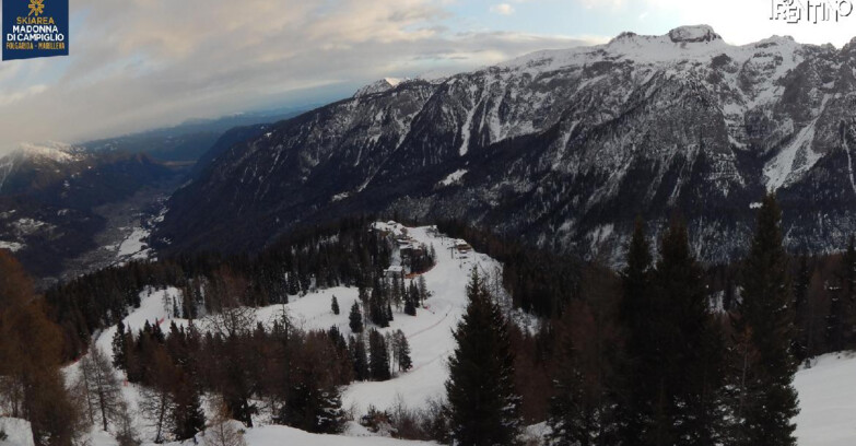 Webcam Skiarea Campiglio Dolomiti di Brenta Val di Sole Val Rendena - Folgarida Malghet Aut 