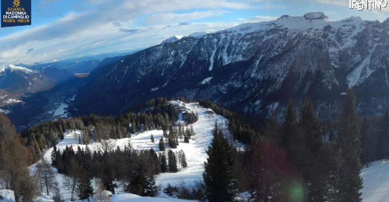 Webcam Skiarea Campiglio Dolomiti di Brenta Val di Sole Val Rendena - Folgarida Malghet Aut 