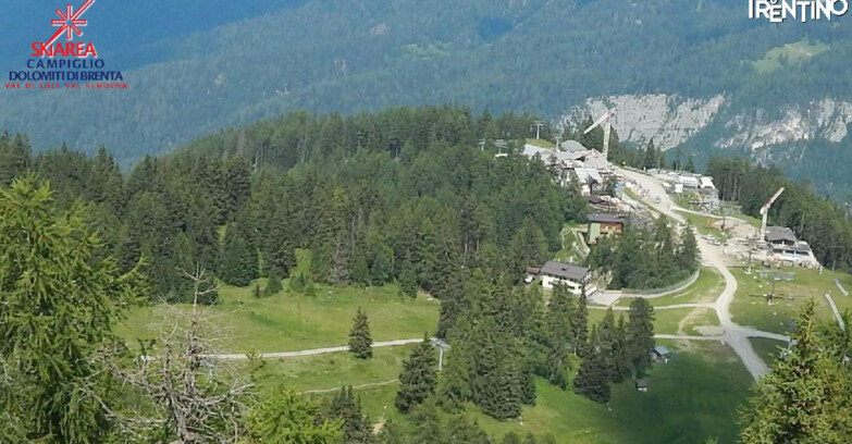 Webcam Skiarea Campiglio Dolomiti di Brenta Val di Sole Val Rendena - Folgarida Malghet Aut 