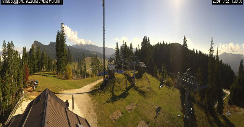 Webcam Lavarone - Chair lift Laghetto 