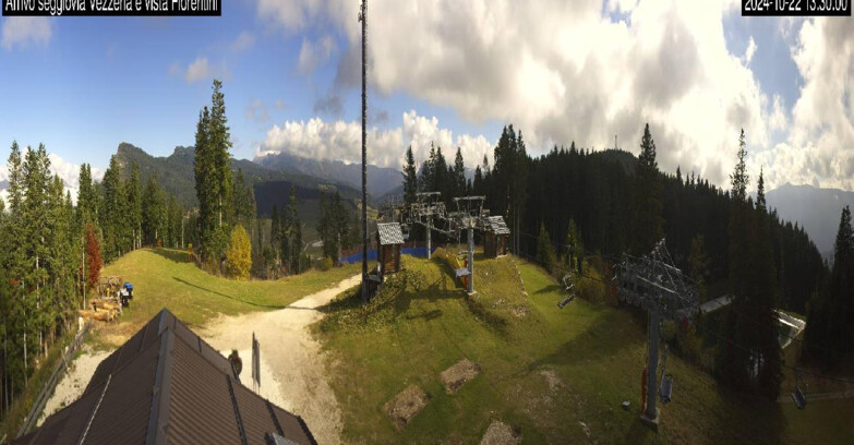 Webcam Lavarone - Chair lift Laghetto 