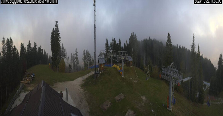 Webcam Lavarone - Chair lift Laghetto 