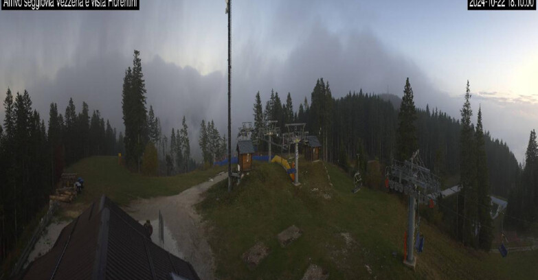 Webcam Lavarone - Chair lift Laghetto 