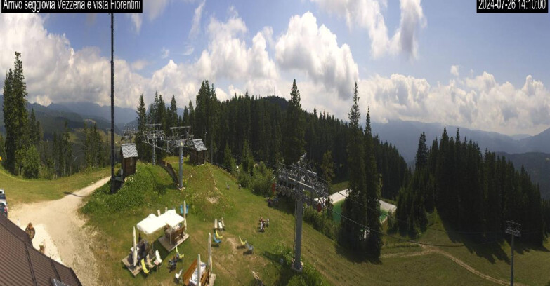 Webcam Ski Area Lavarone  - Chair lift Laghetto 