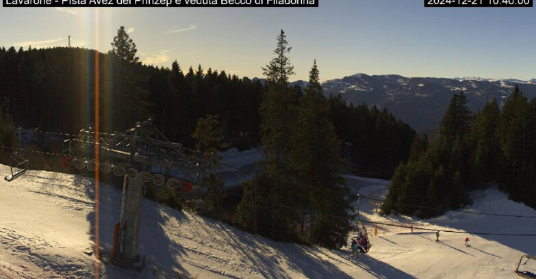 Webcam Ski area Lavarone - Pista Avez- seggiovia Lagh.