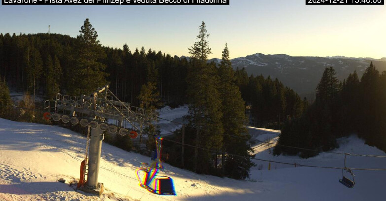 Webcam Ski area Lavarone - Pista Avez- seggiovia Lagh.