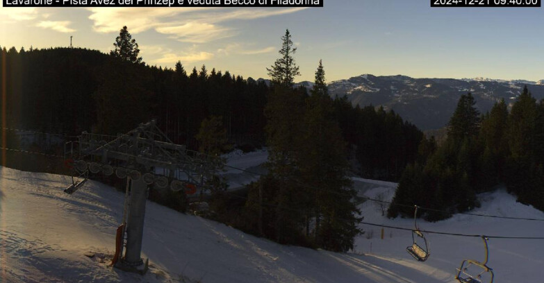 Webcam Ski area Lavarone - Pista Avez- seggiovia Lagh.