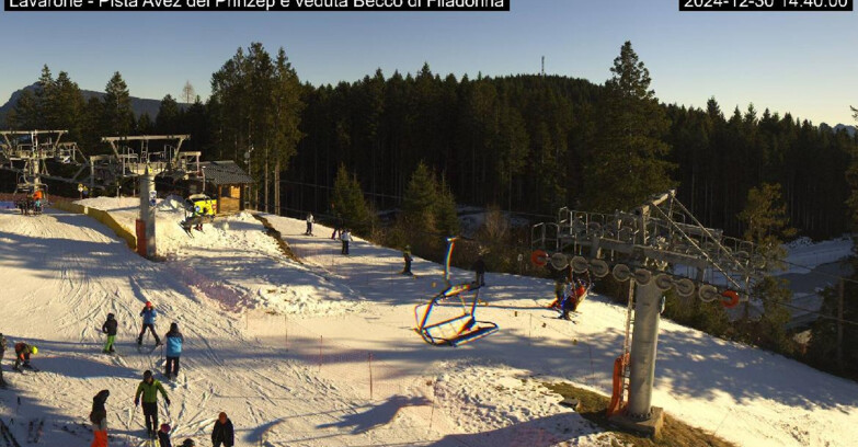 Webcam Ski Area Lavarone  - Pista Avez- seggiovia Lagh.