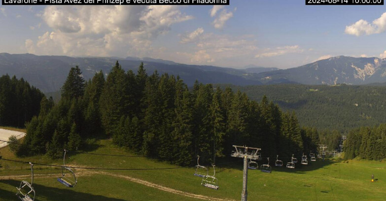 Webcam Ski Area Lavarone  - Pista Avez- seggiovia Lagh.