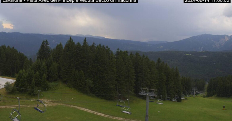 Webcam Ski Area Lavarone  - Pista Avez- seggiovia Lagh.