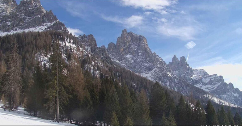 Webcam Сан-Мартино-ди-Кастроцца - Пассо-Ролле - Le Pale di San Martino