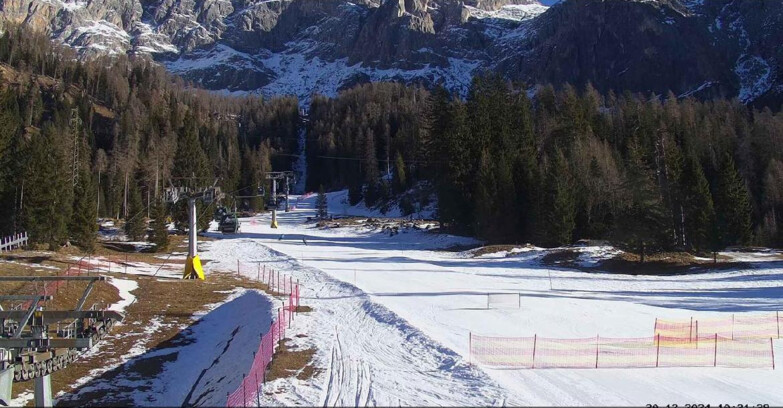 Webcam San Martino di Castrozza - Passo Rolle - Pista Col Verde