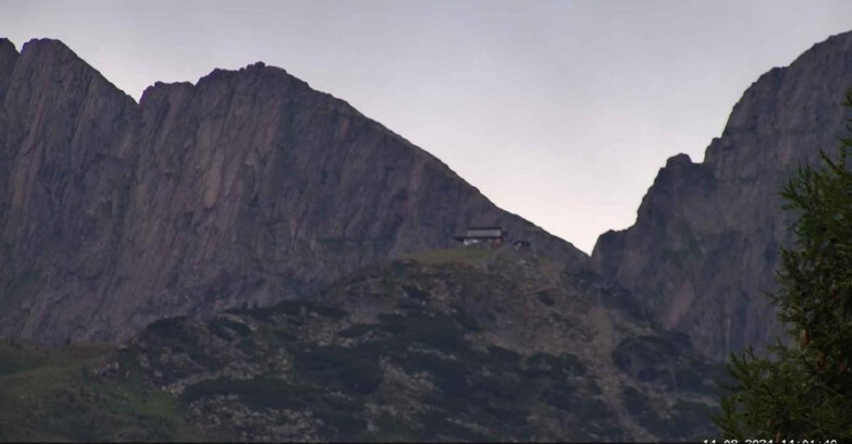 Webcam San Martino di Castrozza - Passo Rolle  - Punta Ces 