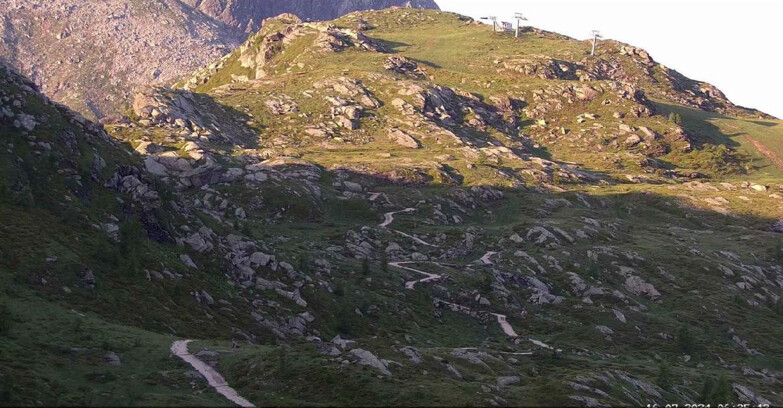 Webcam San Martino di Castrozza - Passo Rolle - Sentiero delle Marmotte