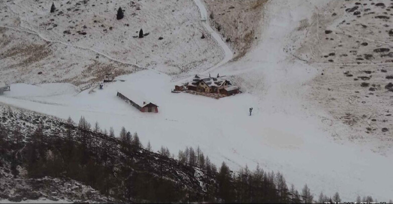 Webcam Сан-Мартино-ди-Кастроцца - Пассо-Ролле - Malga Tognola