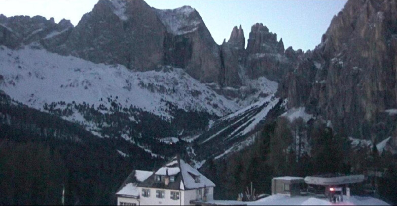 Webcam Vigo di Fassa-Pera-Ciampedìe - Vigo - Torri del Vajolet