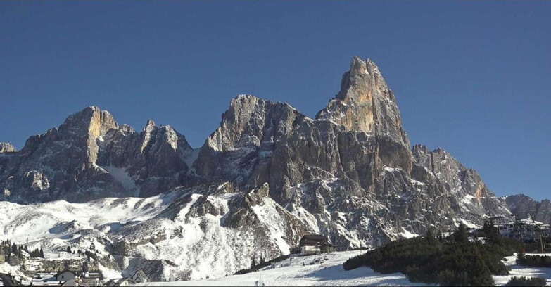 Webcam Сан-Мартино-ди-Кастроцца - Пассо-Ролле - Passo Rolle - Il Cimone