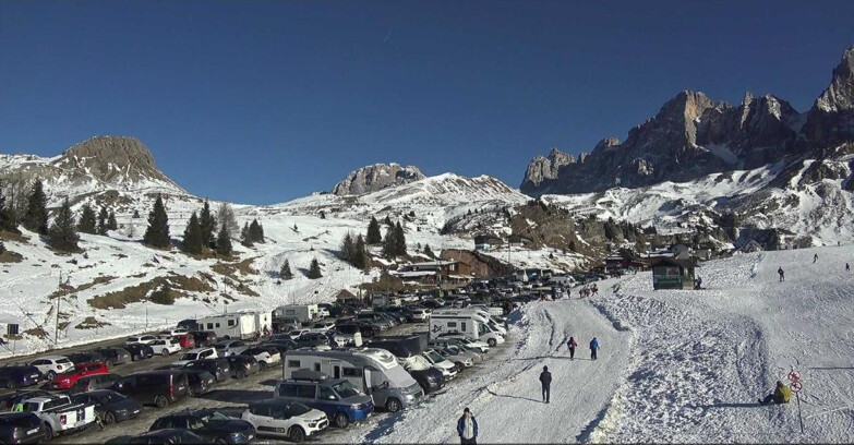 Webcam San Martino di Castrozza - Passo Rolle - Passo Rolle - Castellazzo