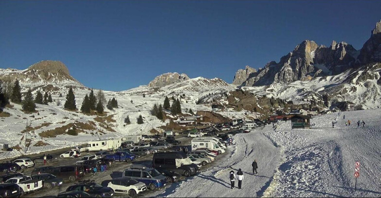 Webcam San Martino di Castrozza - Passo Rolle - Passo Rolle - Castellazzo