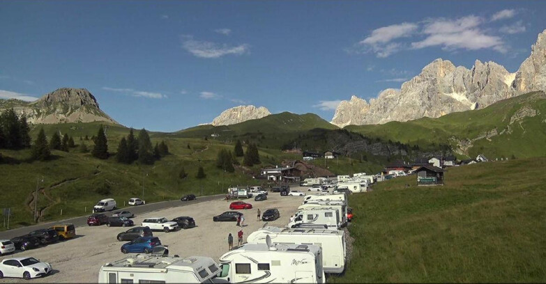 Webcam San Martino di Castrozza - Passo Rolle  - Passo Rolle - Castellazzo