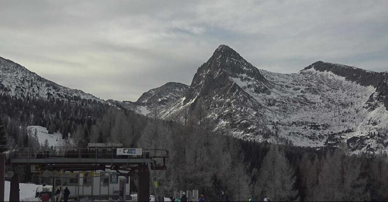 Webcam Сан-Мартино-ди-Кастроцца - Пассо-Ролле - Passo Rolle - Colbricon